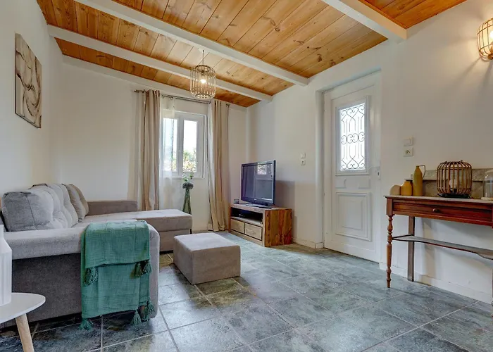 Holiday home A Casetta - Maison Climatisee Avec Piscine Belgodere (Corsica)