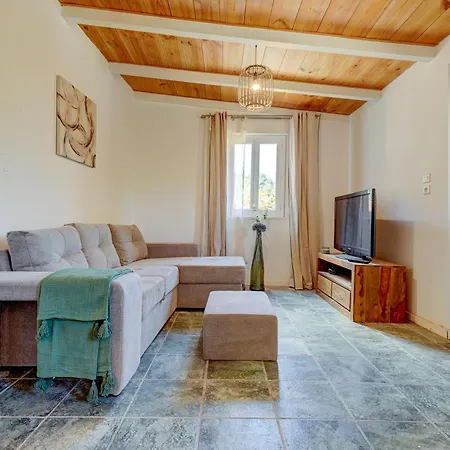 A Casetta - Maison Climatisée Avec Piscine Сasa de vacaciones Belgodère