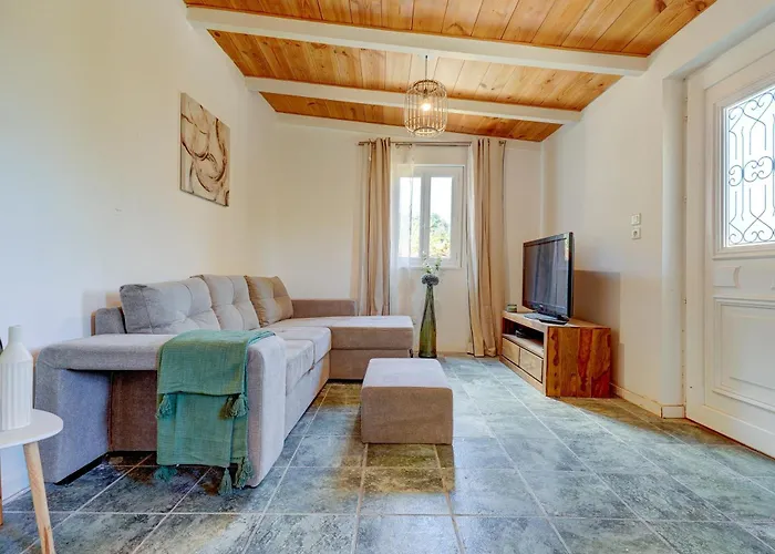 A Casetta - Maison Climatisee Avec Piscine Holiday home Belgodere (Corsica)