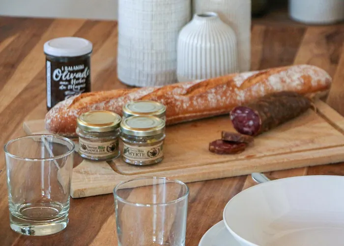 A Casetta - Maison Climatisee Avec Piscine Belgodere (Corsica)