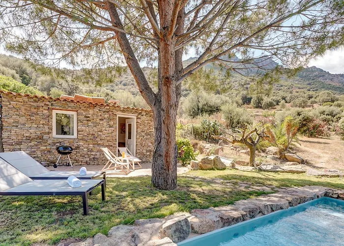 Дом отдыха A Casetta - Maison Climatisee Avec Piscine Бельгодер